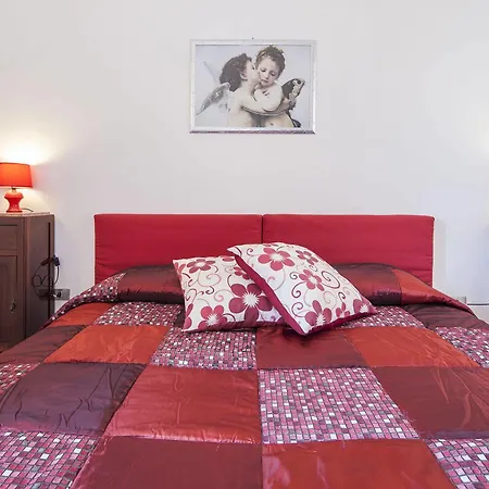 Il Rifugio Del Poeta Bed & Breakfast 2*